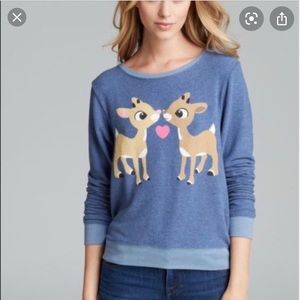 Reindeer kissing sweater